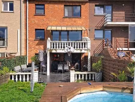 jolie maison 4 chambres peb c!