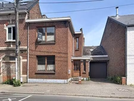 maison au centre de ottignies à 2 pas du ravel