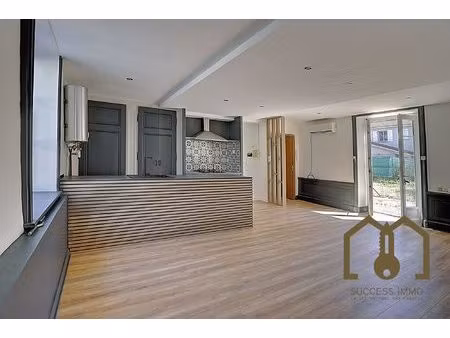 appartement t3 rénové 53 82m² jardin+parking privés vaulx-en