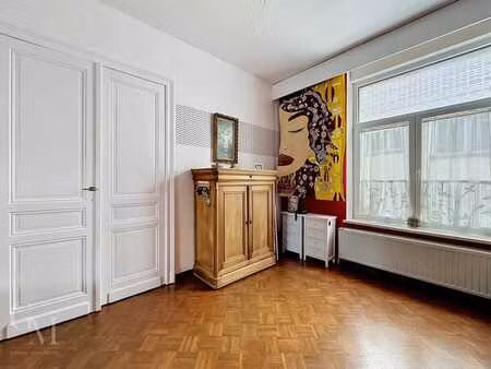 maison de caractère aux volumes surprenants au cœur de gosse