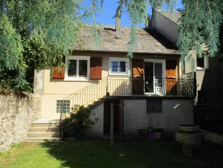 morvan / château-chinon  maison de ville avec garage et jardin