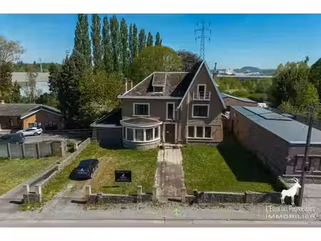 villa de 6 chambre à vendre sur monceau-sur-sambre