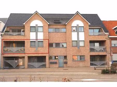 ruim appartement van 110 m² met 2 slaapkamers  lift  2 au...