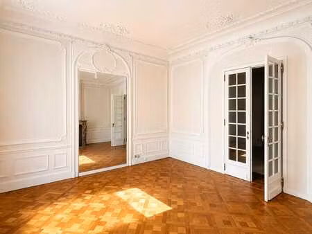 appartement de caractère entièrement rénové avec jardin