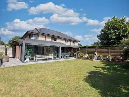 energiezuinige  ruime gezinswoning op zonnig perceel