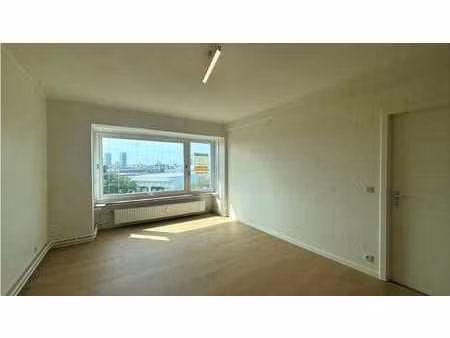 comfortabele 2-slaapkamerduplex met 2 terrassen te huur i...