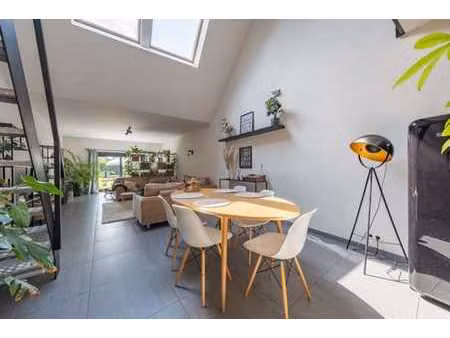 maison économe en énergie  prête à emménager