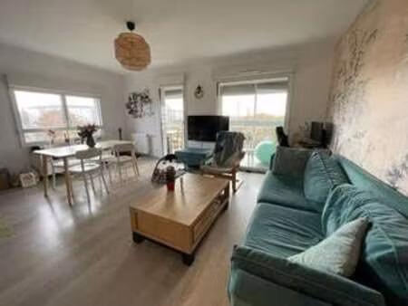 location appartement 3 pièces à saint-jacques-de-la-lande (35136) : à louer 3 pièces / 77m