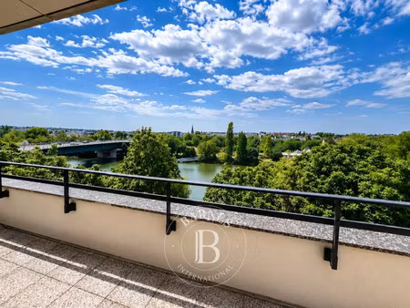appartement de luxe à vendre dans le quartier rueil sur seine-plaine-gare