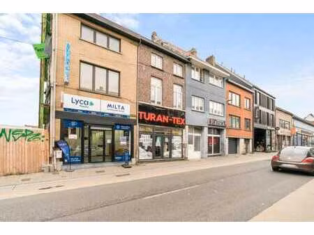 maison de commerce avec habitation à gand