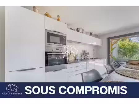 vente maison 4 pièces 117 m² à sathonay-village (69580)  nan €