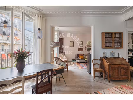 appartement de luxe à vendre dans le quartier auteuil nord