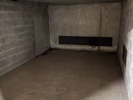 garage en sous-sol sécurisé
