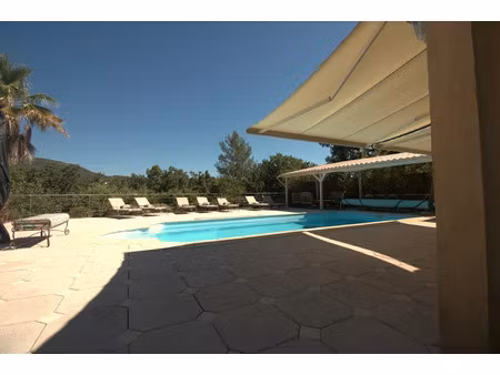 vente villa 8 pièces 220 m² à solliès-toucas (83210)  929 000 €