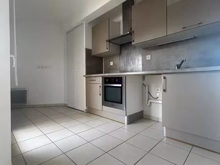 location appartement 2 pièces 40 m² à perpignan (66000)