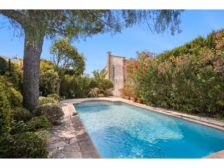 maison de luxe à vendre à saint-jean-cap-ferrat