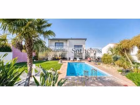 maison avec piscine en bord de mer la rochelle (17)