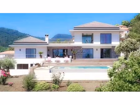à vendre propriété - villa d'architecte 225m²  terrain 4 116m²  vue mer  folelli  penta di