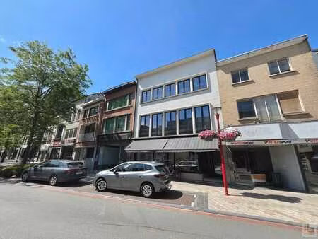 ruim 1-slpk dakappartement  uiterst centraal gelegen