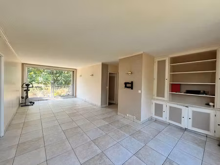 appartement 5 pièces à vendre à marly le roi - centre ville  vue parc