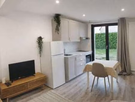 location appartement t1 meublé à verneuil-sur-seine (78480) : à louer t1 meublé / 20m² ver