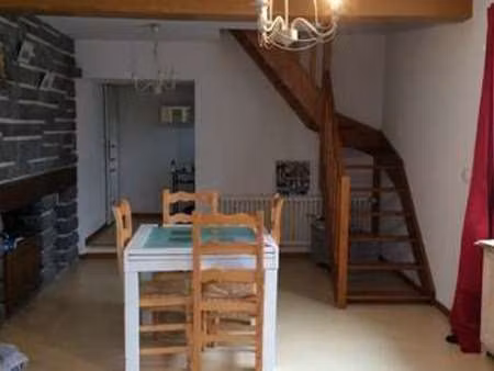 location appartement 3 pièces à aydat (63970) : à louer 3 pièces / 80m² aydat