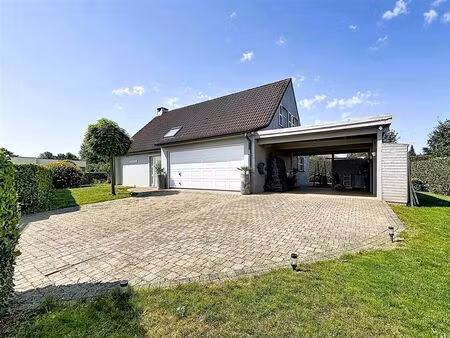 villa à vendre avec garage et jardin   dottignies (vbe39592)
