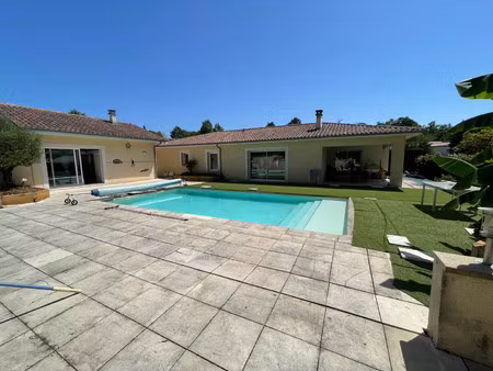 maison de luxe à vendre à la brède