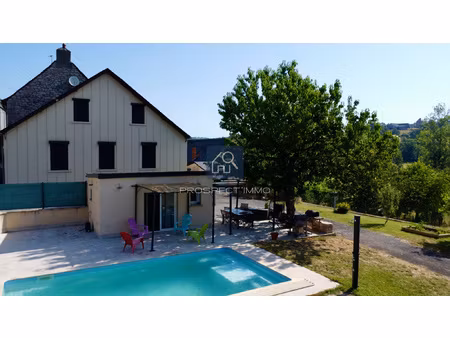 maison t6 avec piscine et dépendances