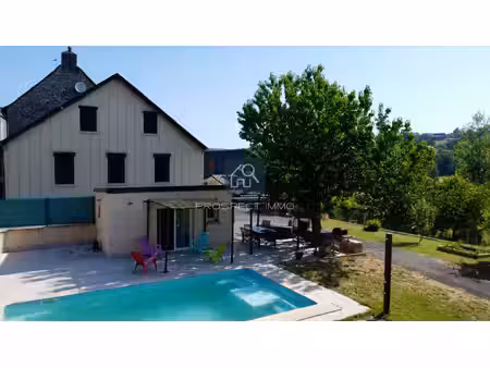 maison t6 avec piscine et dépendances