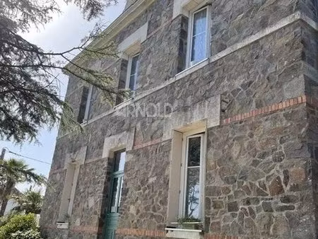 demeure bourgeoise en pierre