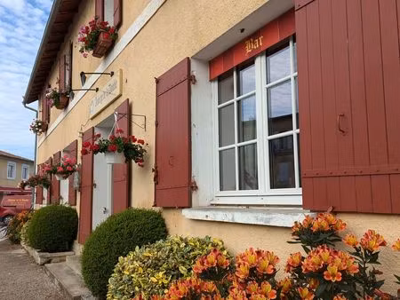 restaurant à echourgnac (24410)