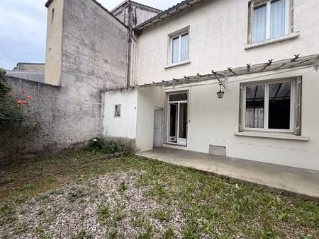 a vendre : maison à périgueux à rénover 5 pièces 3 chambres avec jardin