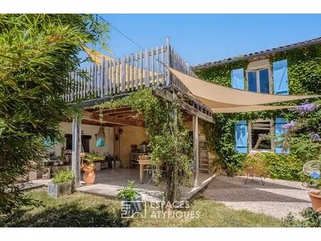 maison gersoise de caractère avec gîtes et piscines