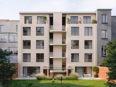bel immeuble neuf près du quartier européen  tva 6% possible