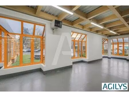location local d’activités croissy beaubourg 77183 300m² à 1055m²