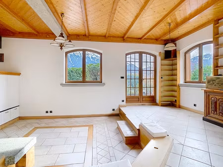 maison de luxe à vendre dans le quartier peripherie