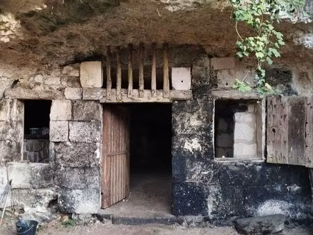 cave troglo 60 m2 idéal canicule