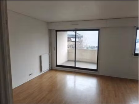 paris 18e – 2 pièces 48 m² avec balcon – rue pajol
