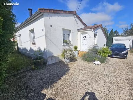 maison semi individuelle avec jardin et garage – secteur calme