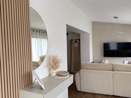 ? bel appartement t3 rénové avec extérieur privatif ?