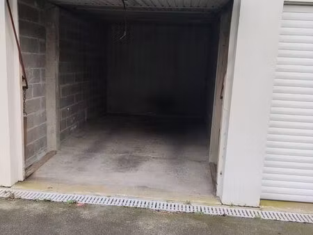 garage/box 15 m² chateaubriant