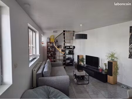 duplex proche poste de baisieux