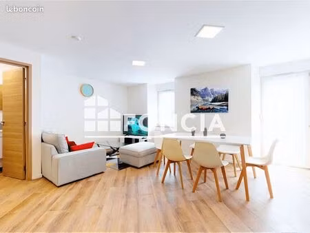 duplex 4 pièces 70 m²