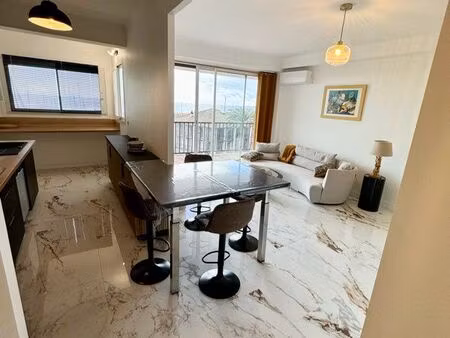location meublée f3 avec vue mer