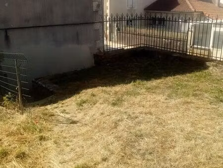 a louer maison de ville à javerlhac