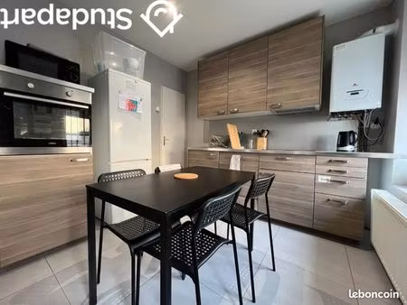 chambre 1 pièce 11 m²