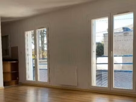 appartement de 65m2 tours tranchée