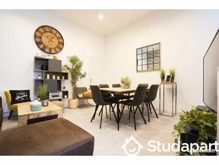 chambre 1 pièce 14 m²