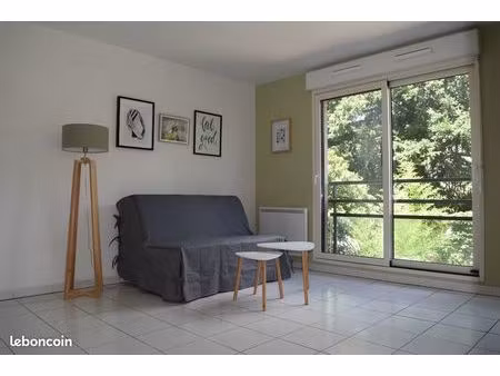 studio meublé - 1 pièce - 25 m²